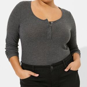 NWT Torrid 2X Waffle Knit Snap Henley Long Sleeve Tee Women's Size 18-20